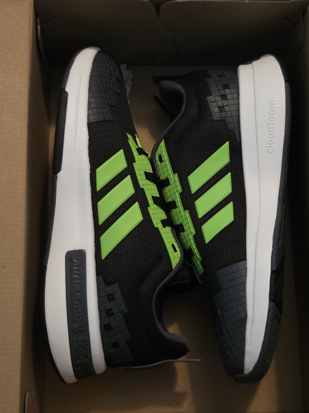 Adidas x Minecraft Pro J 'Black Aurora Onix' Youth Size 6.5 (JR1967) NIB